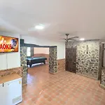 Vila Mona Private Pool And Barbecue In *